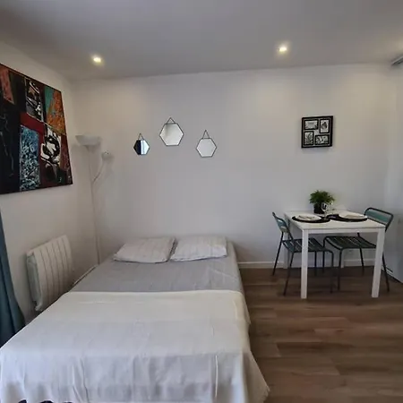 Studio Moderne Pin Rolland Wifi * Saint-Mandrier-sur-Mer