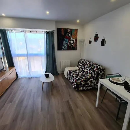 Studio Moderne Pin Rolland Wifi Apartamento Saint-Mandrier-sur-Mer